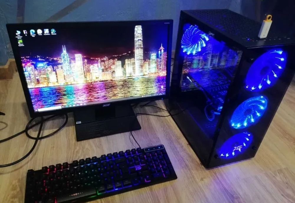 Очень мощный игровой компьютер