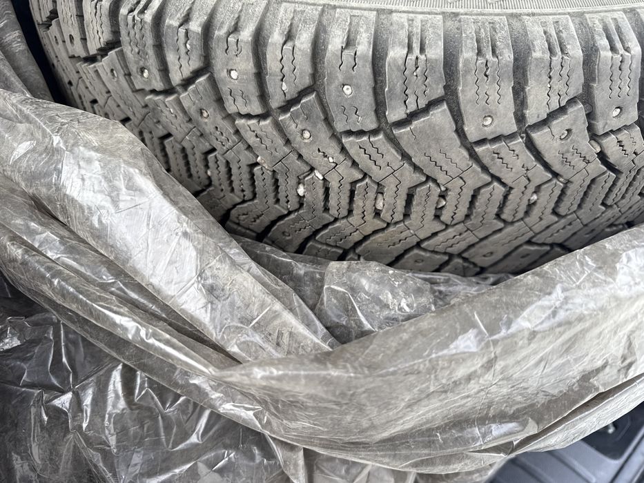 Продамр шины,резину зимние балоны 185/65/15 четыре штуки