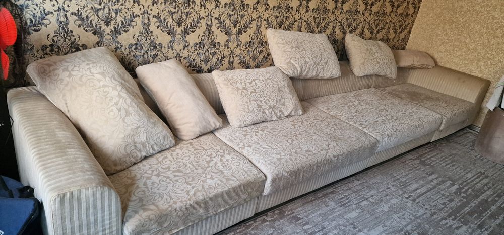 Модульный диван     .