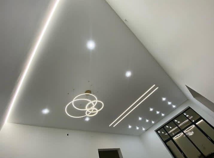 Натяжные потолки