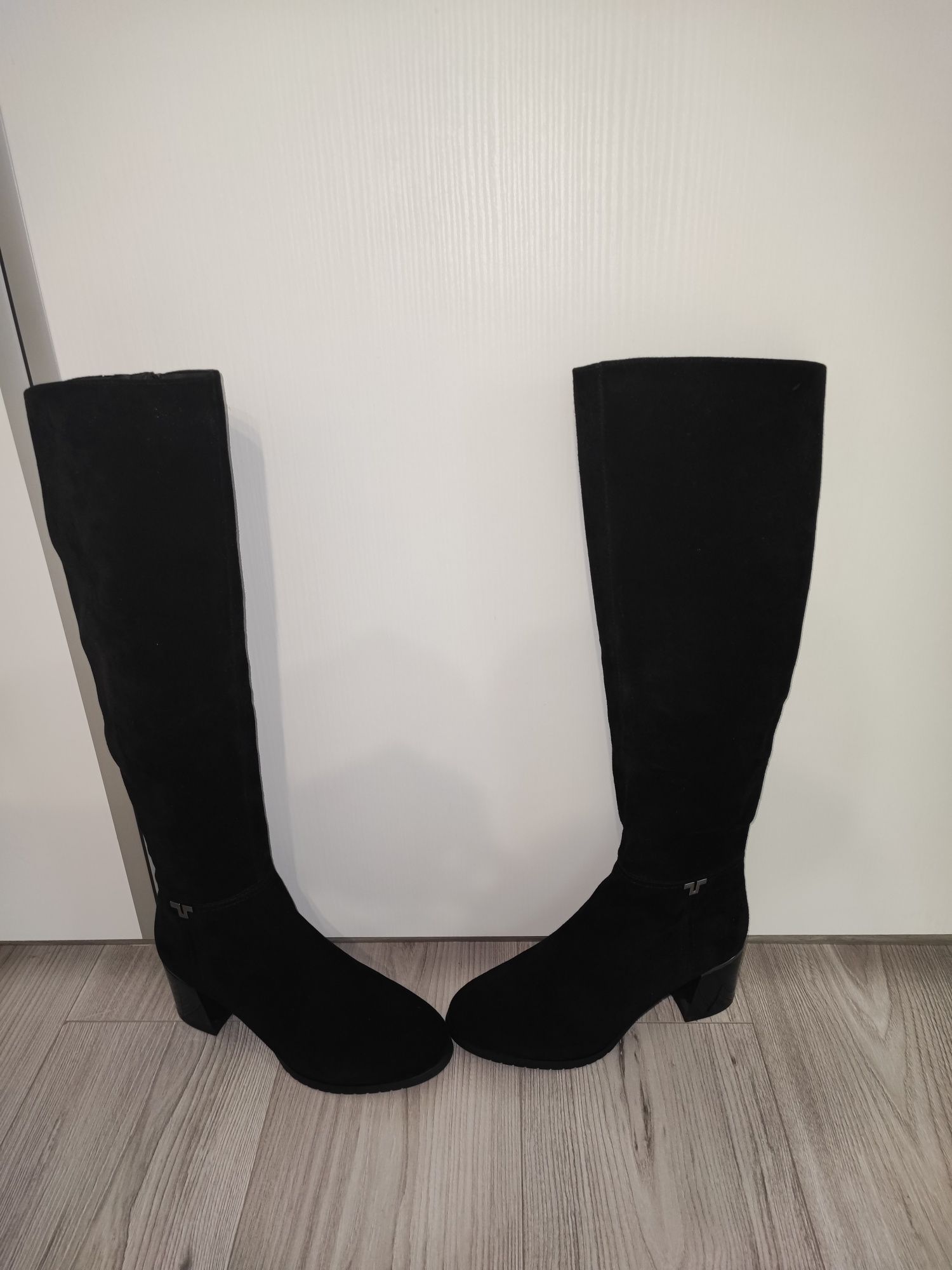 Vand cizme dama piele intoarsa EPICA
