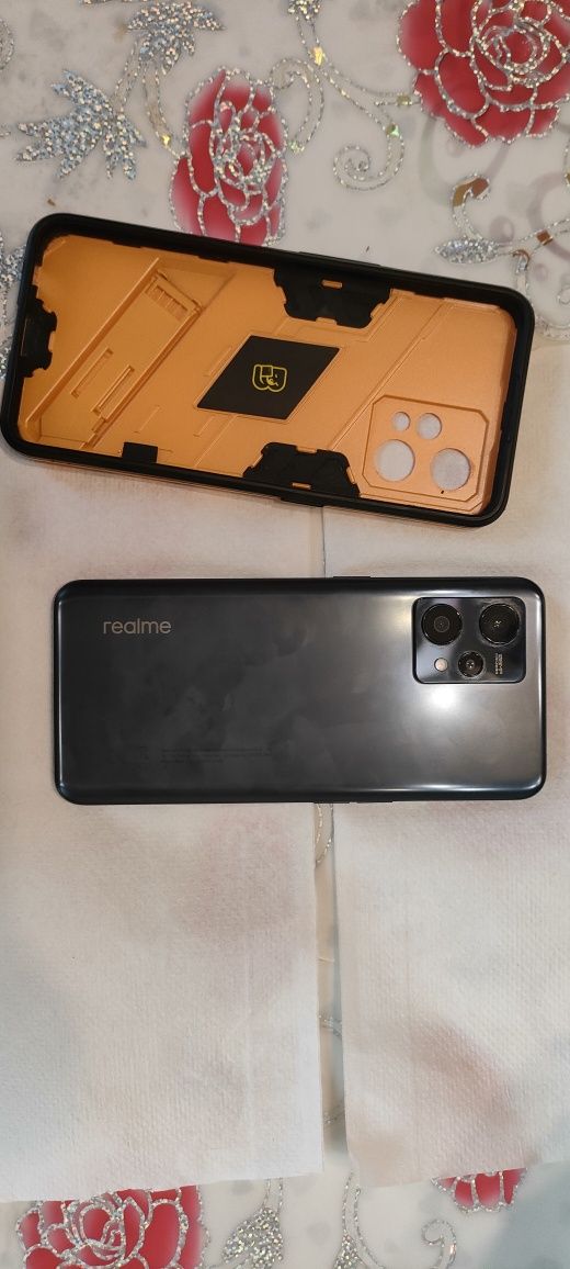 Realme 9 смартфон