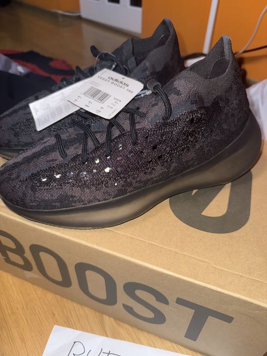 Yeezy boost 380 onyx