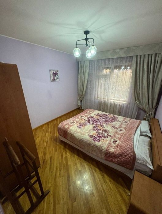 Продается 4/4/4 кирпич 77 серии ул Генерала Петрова кафе Бек с обст