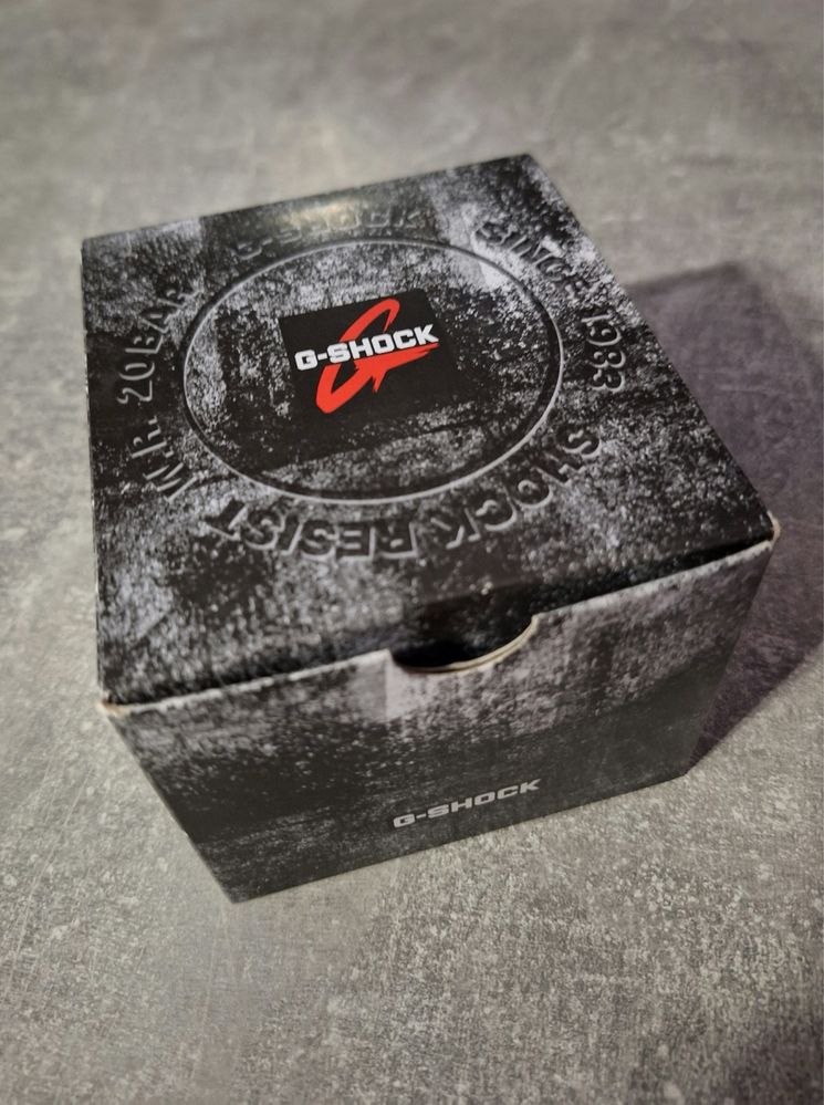 CASIO G - Shock GA - 2000
