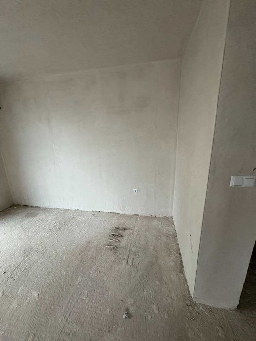 Продава се Тристаен апартамент в София, Левски - 98 кв.м за 1700 €/кв.м - Снимка #2