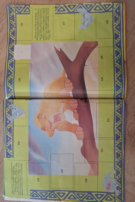 Ретро албум Цар Лъв празен в лошо състояние