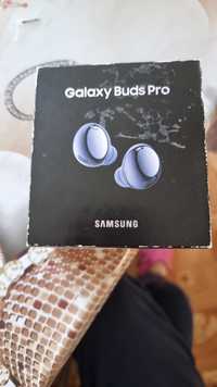 Продам Срочно блютуз наушники samsung buds pro сиреневые классные