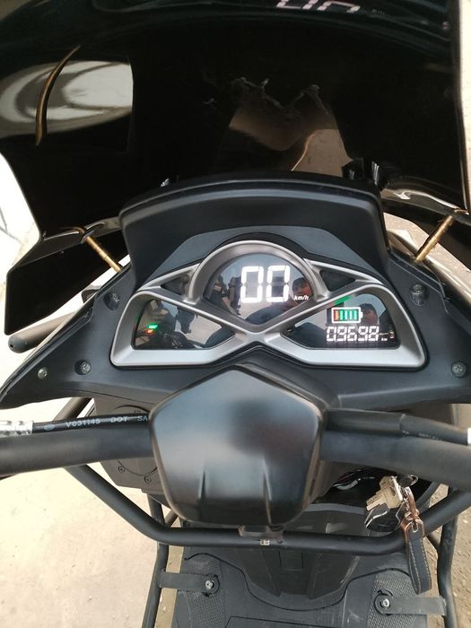 Продается срочно скутер