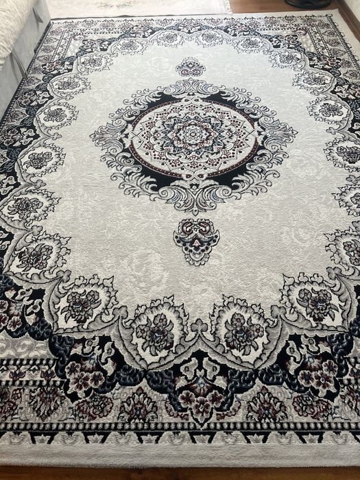 Продам ковры б/у!