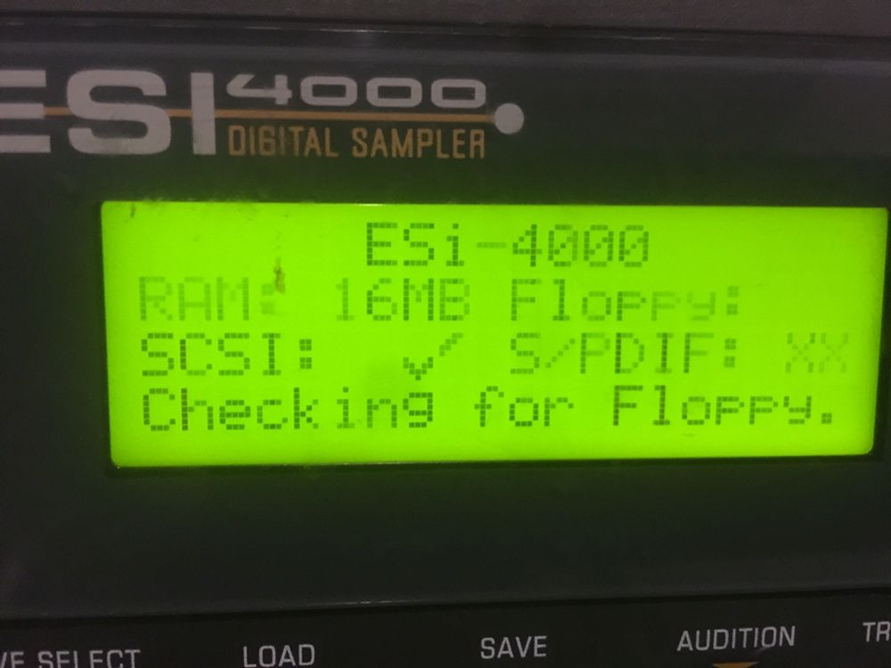 ESI 4000 E-Mu digital sampler