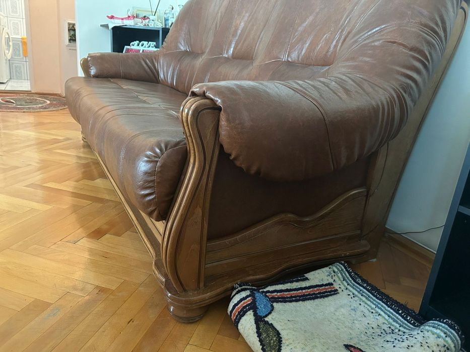 Canapea piele si 2 fotolii