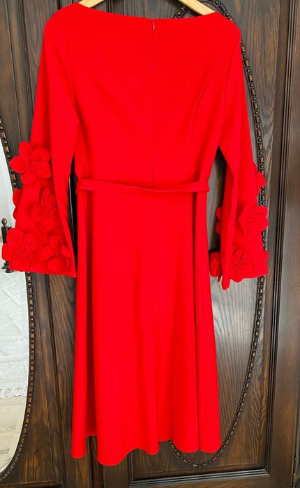 Rochie roșie deosebita, M