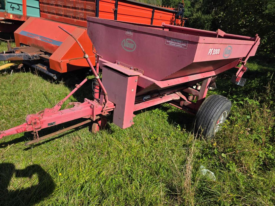 Distribuitor azot tractat 2000 kg mea Azot 2000 kg roti balon mig azot