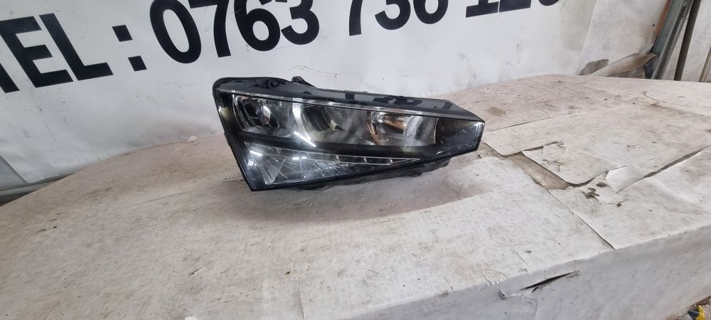Far dreapta skoda scala