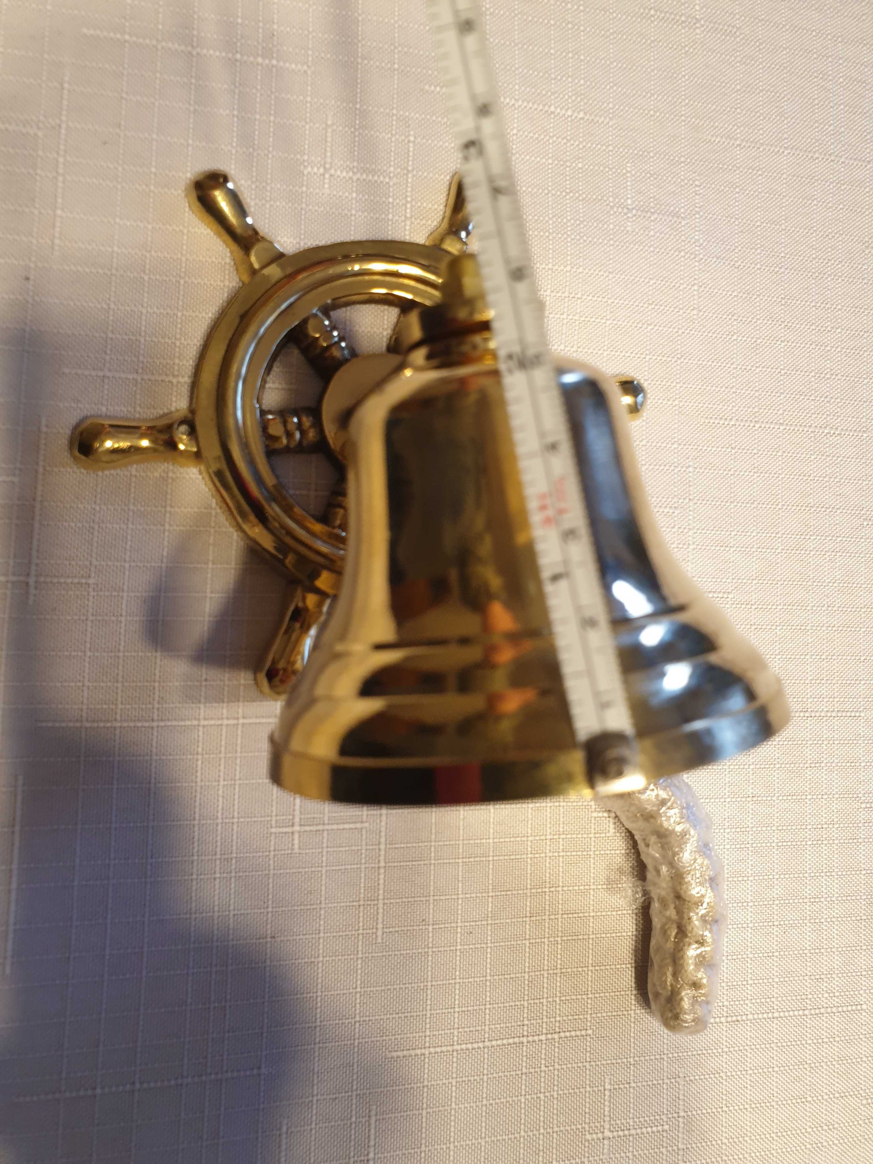 Камбана бронзова със стойка