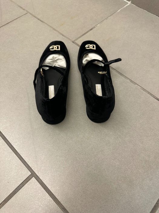 Детски официални обувки за момиче на Долче и Габана