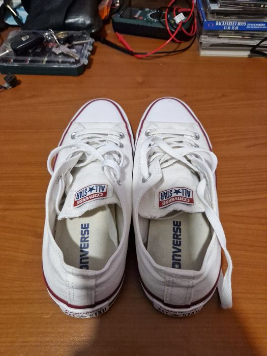 Adidași converse