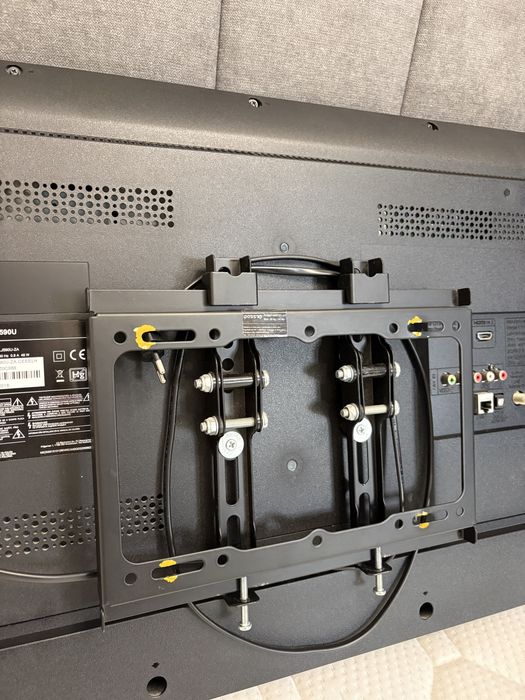 Televizor LG SMART HD 32LJ590U 80cm