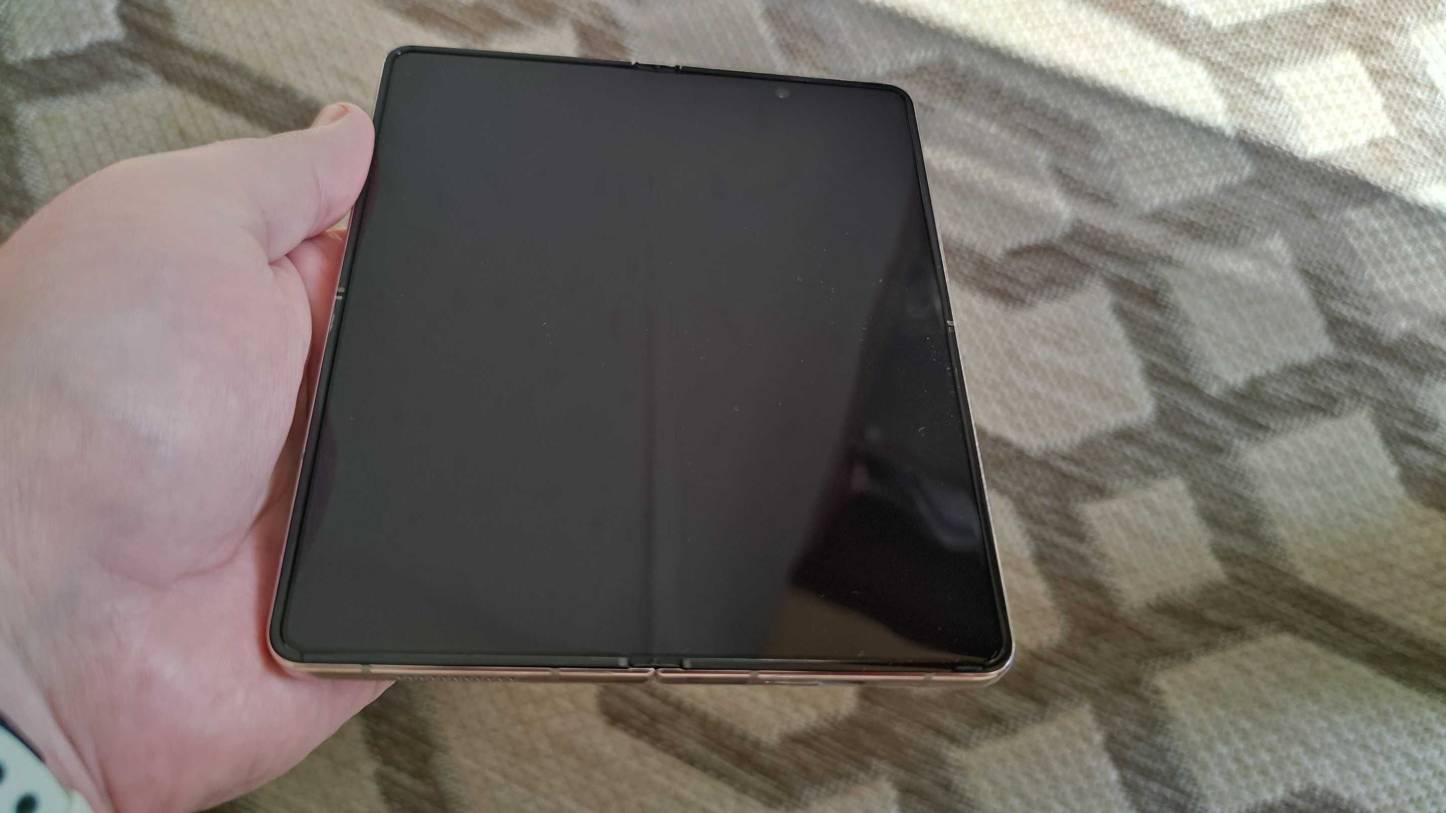 Samsung Galaxy Fold 4 512 GB + калъф писалка - гаранция до 28.11.2026