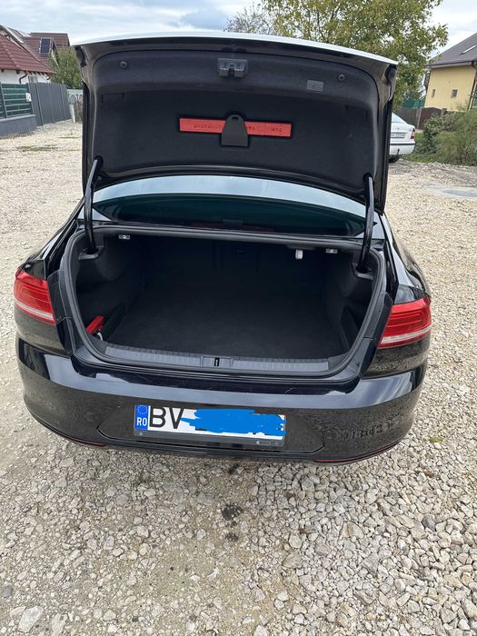 Volkswagen Passat 2.0 TDI DSG 150cp DSG 196.000 km