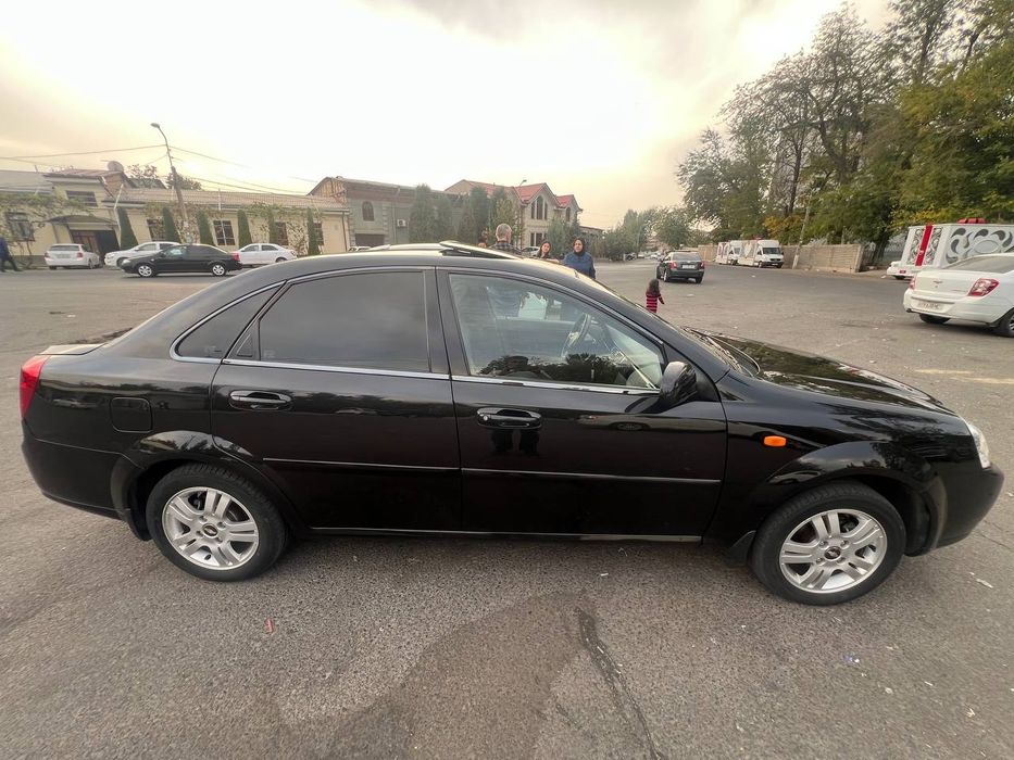 lacetti 1.6 2013