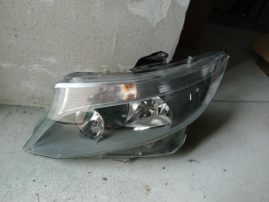 Set faruri i mercedes vito origina w447le