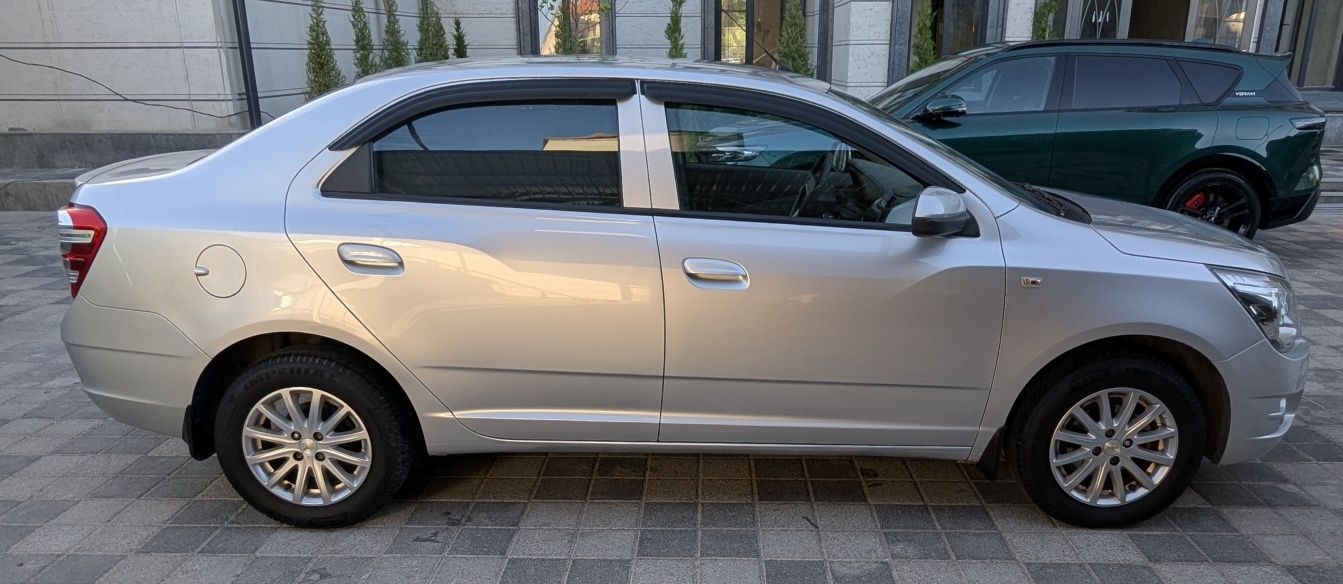 Продам свой кобальт 2019 г. автомат