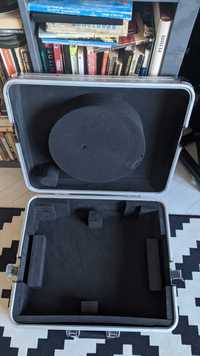 Flightcase turntable cutie transport pick-up