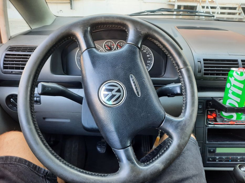 Vand VW SHARAN 1.9D, 6 trepte la SUPER PRET!!