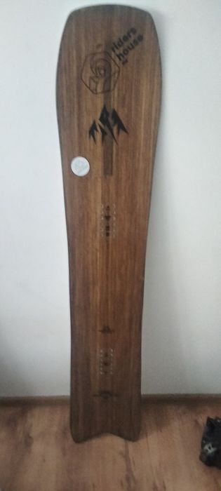 Snowboard Jones 156