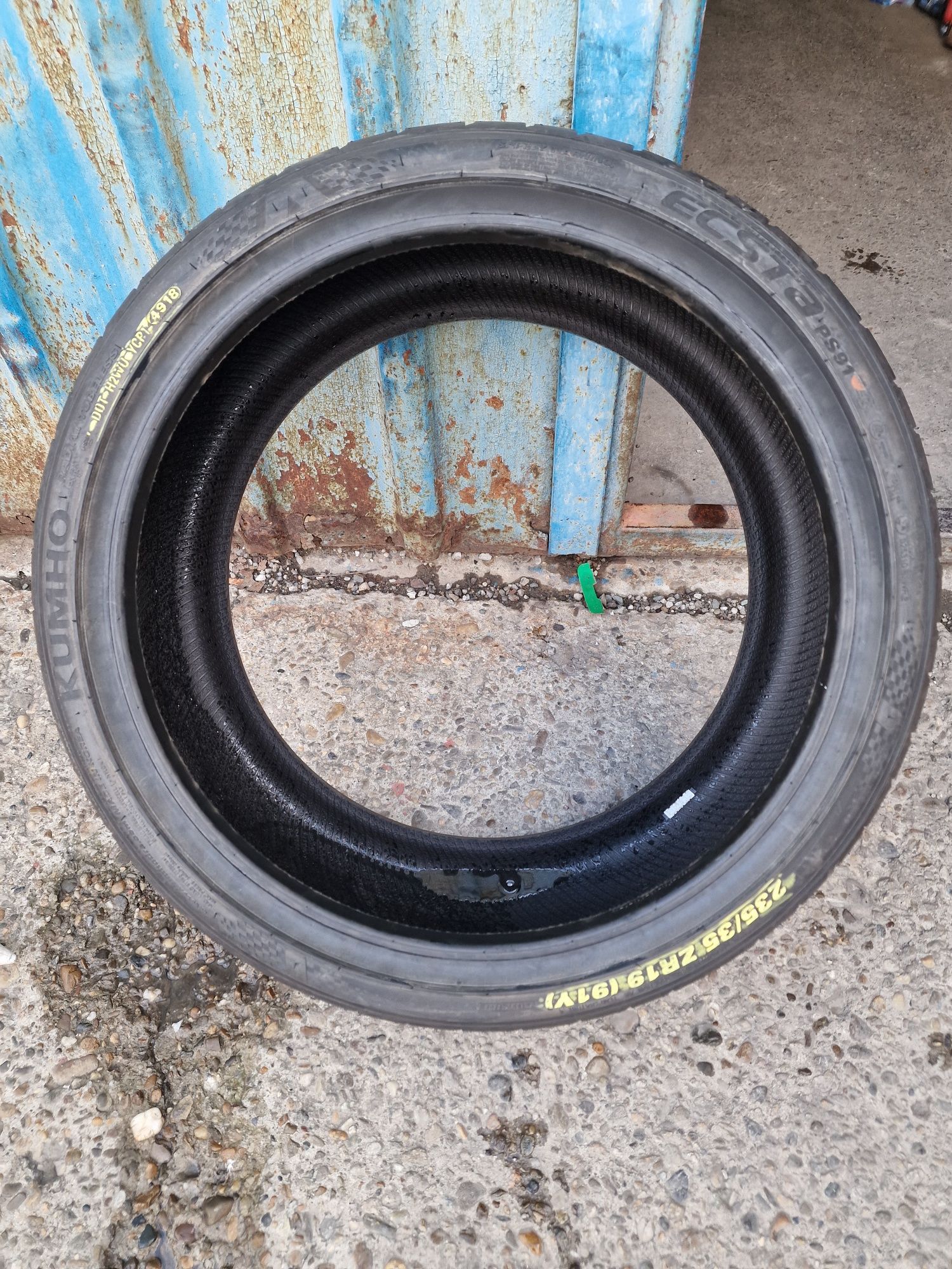 Anvelope Vară 235.35.19 Kumho O Bucată Rezervă Nouă
