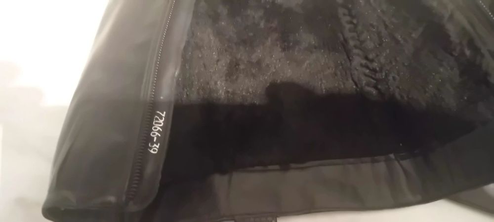 Дамски обувки от естествена кожа.