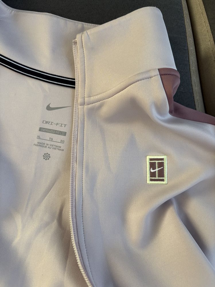 Nike дамски екип