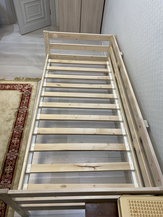 Кровать подростковая с матрасом