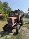 vand tractor U 650 cu remorca
