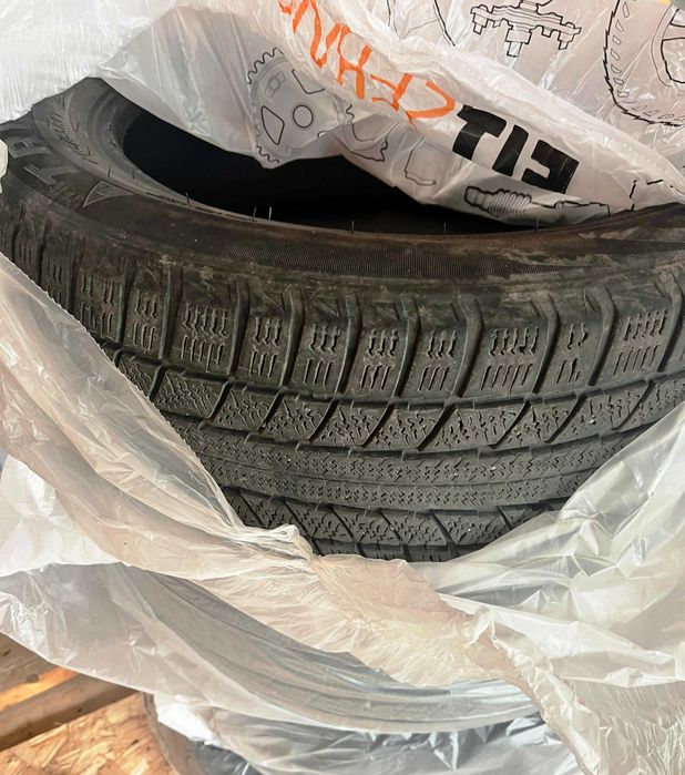 комплект зимних шин Triangle Snow Lion TR777 215/55 R17 94H (4шт.)