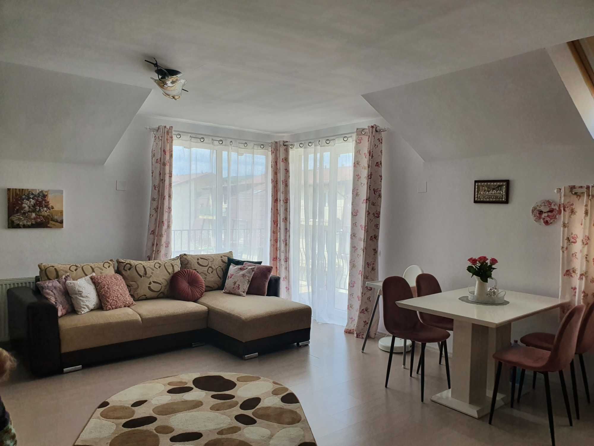 Apartament 2 camere Floresti