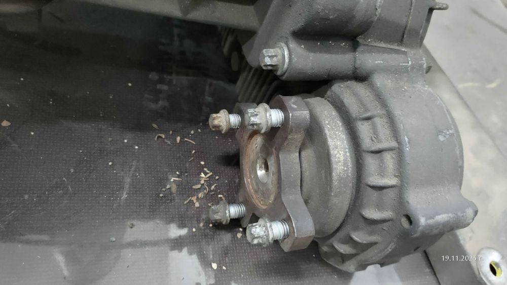 Скоростна кутия е46 330хд ръчка + раздатка