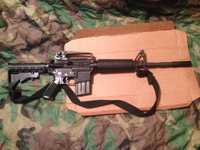 Pusca Colt M4 NORMALA!! - Airsoft (Cal.6mm + 1000 bile) Manuala cu Arc