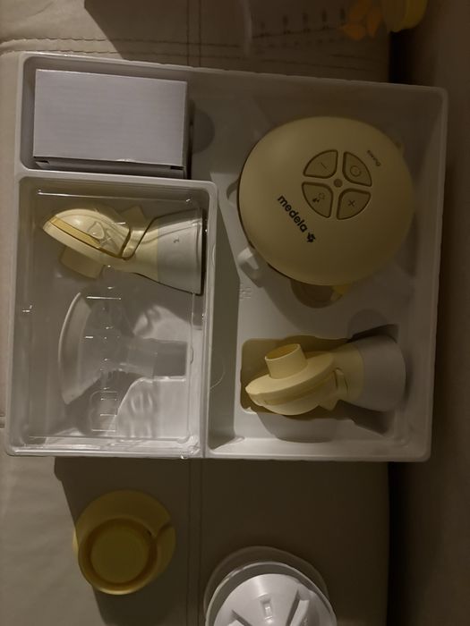 Помпа за кърма Medela swing flex