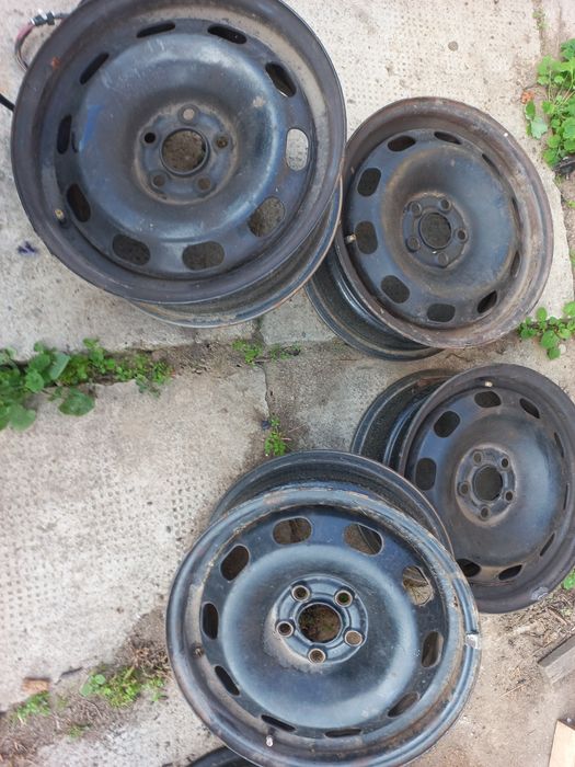 Jante 5x100 r15 pe vw golf sau skoda 1
