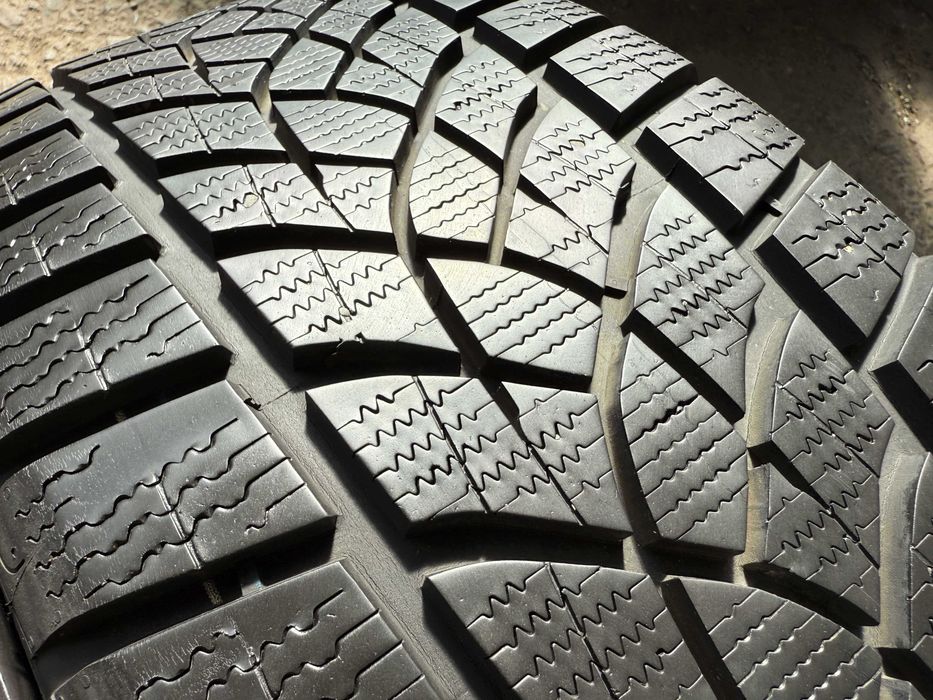 2x Anvelope Iarna 235/50 R19 - GoodYear UltraGrip Performance Gen1 SUV