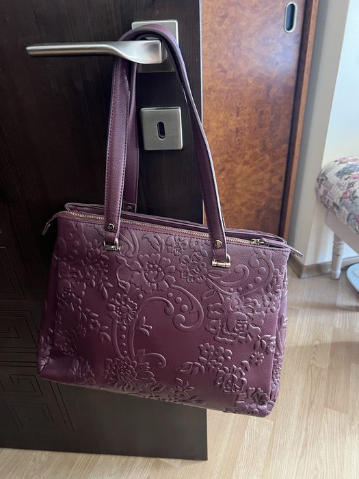 Дамска чанта Liu Jo  цвят бургунди