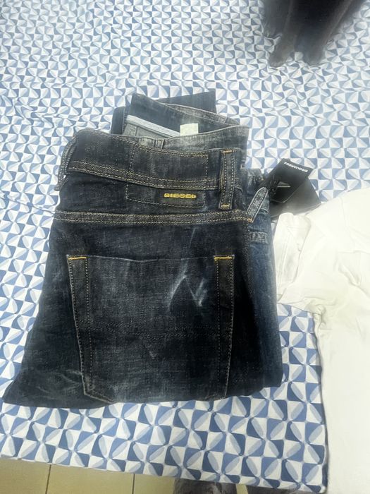 Blugi super pret.150lei