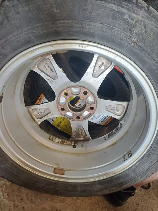 Set jante aluminiu + cauciucuri 215/60R17 100V XL Falken