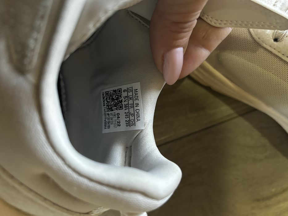 Маратонки Adidas