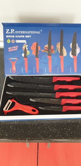 Комплект ножове произход Швейцария