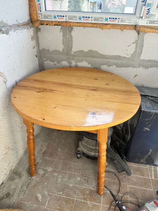 Огледало, дървена маса и закачалка от естествено дърво – гр. Пловдив