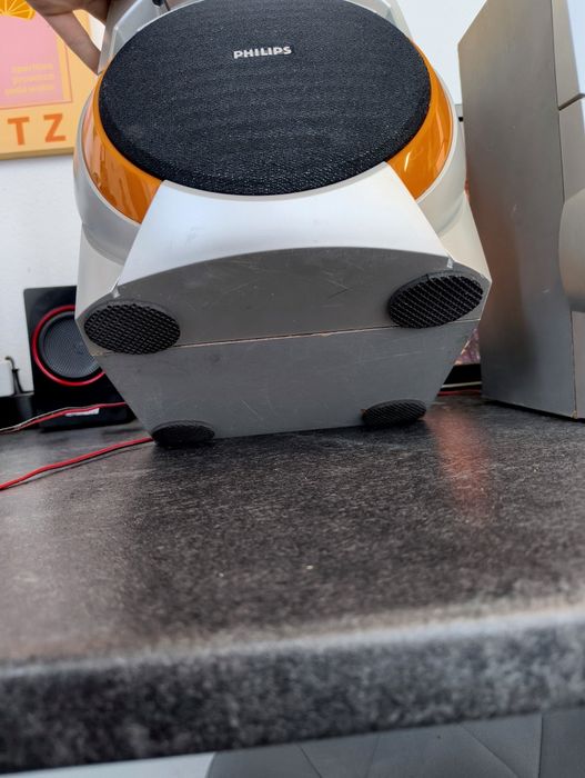 Boxe Philips FWB-C355/01 - Sunet puternic şi clar (6 Ohmi)